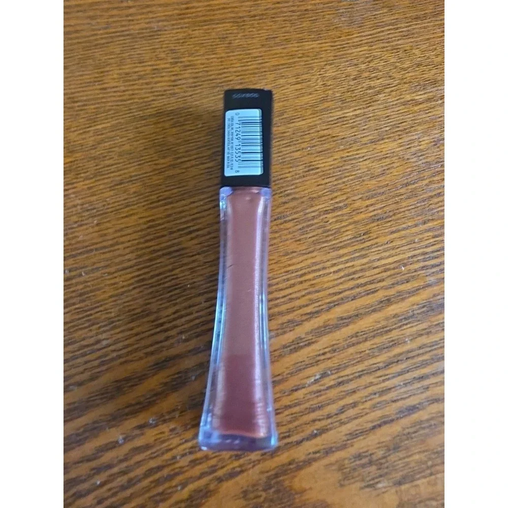 New L'Oréal Infallibles 8hr Progloss Shade‎ 835